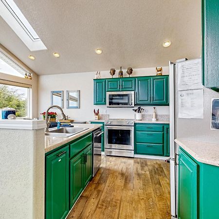 Pacific View Paradise Rockaway Beach Bagian luar foto